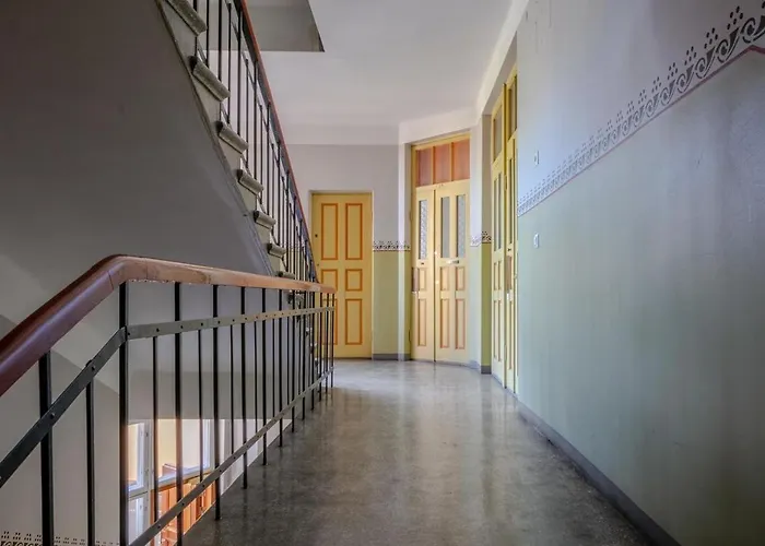 Lovely Vintage Suite, Autohalli דירה הלסינקי