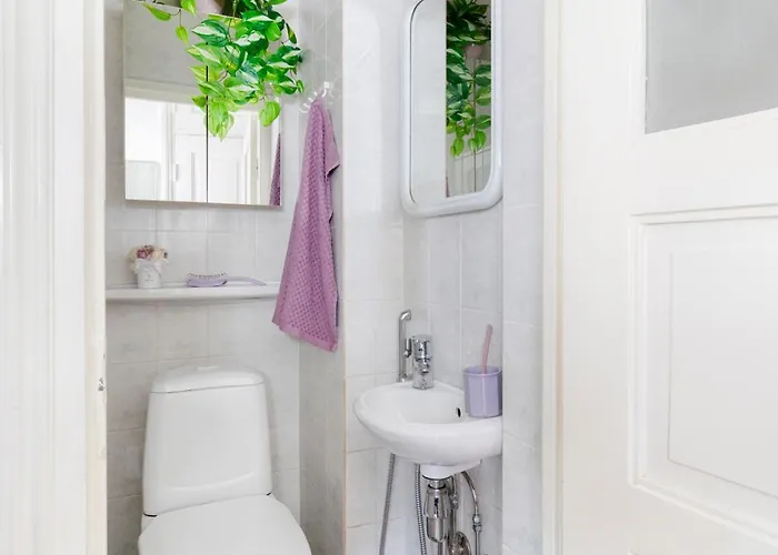 Lovely Vintage Suite, Autohalli הלסינקי