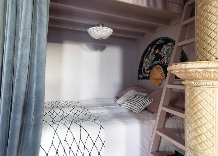 דירה Lovely Vintage Suite, Autohalli